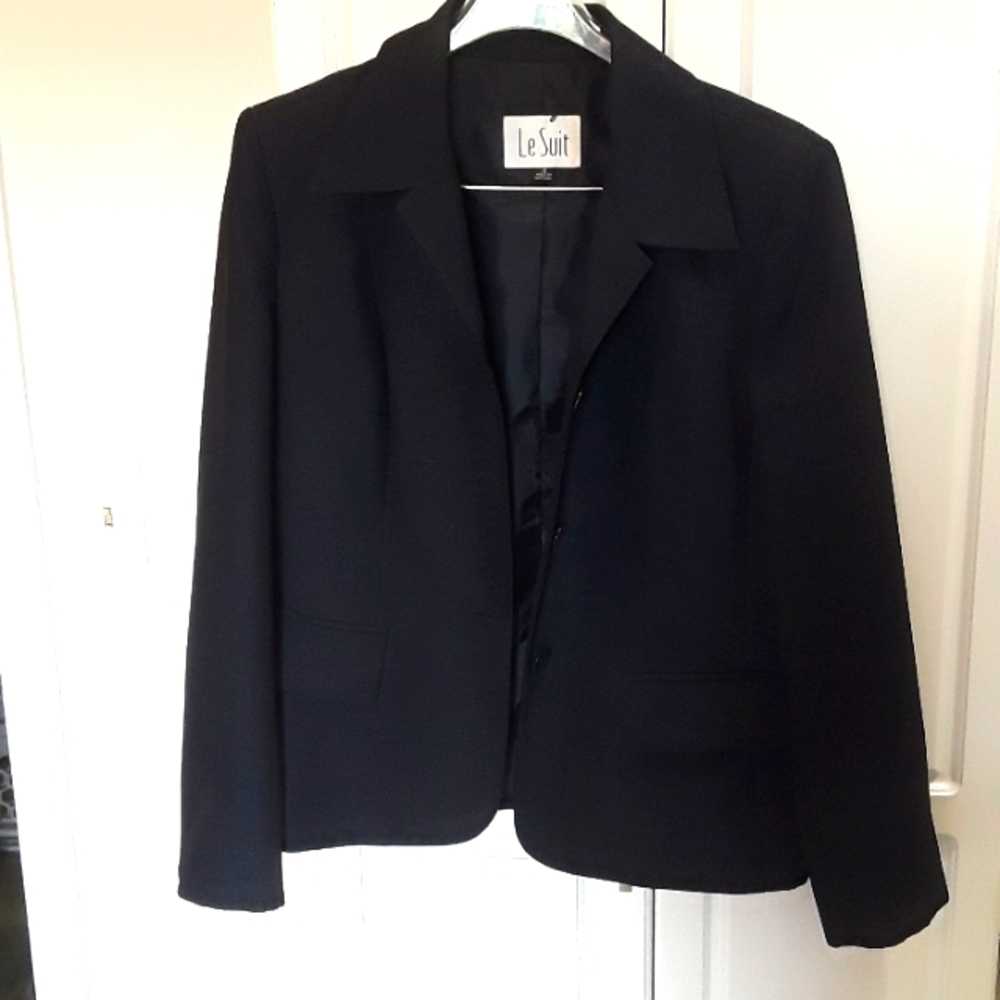Le Suit navy blue jacket